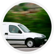 Вы передаете нам Ваше неисправное устройство, приехав в сервис самостоятельно, либо заказав бесплатного курьера